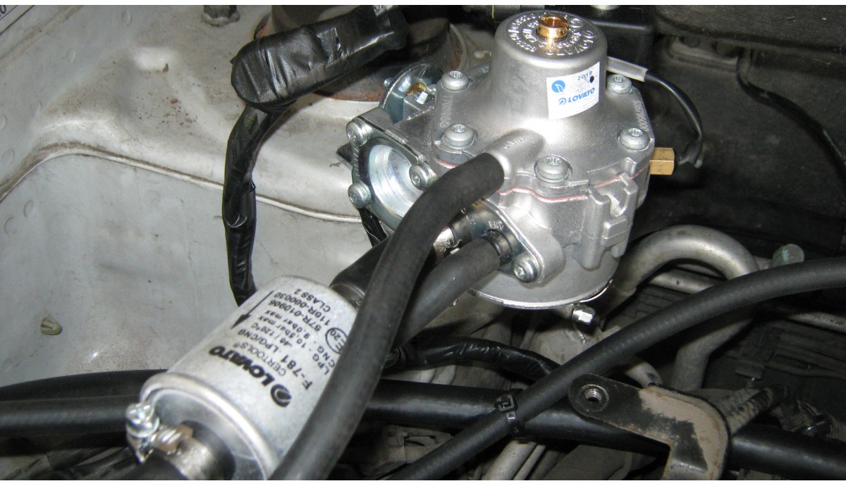 Установка ГБО на Hyundai Tucson 2.0 2008