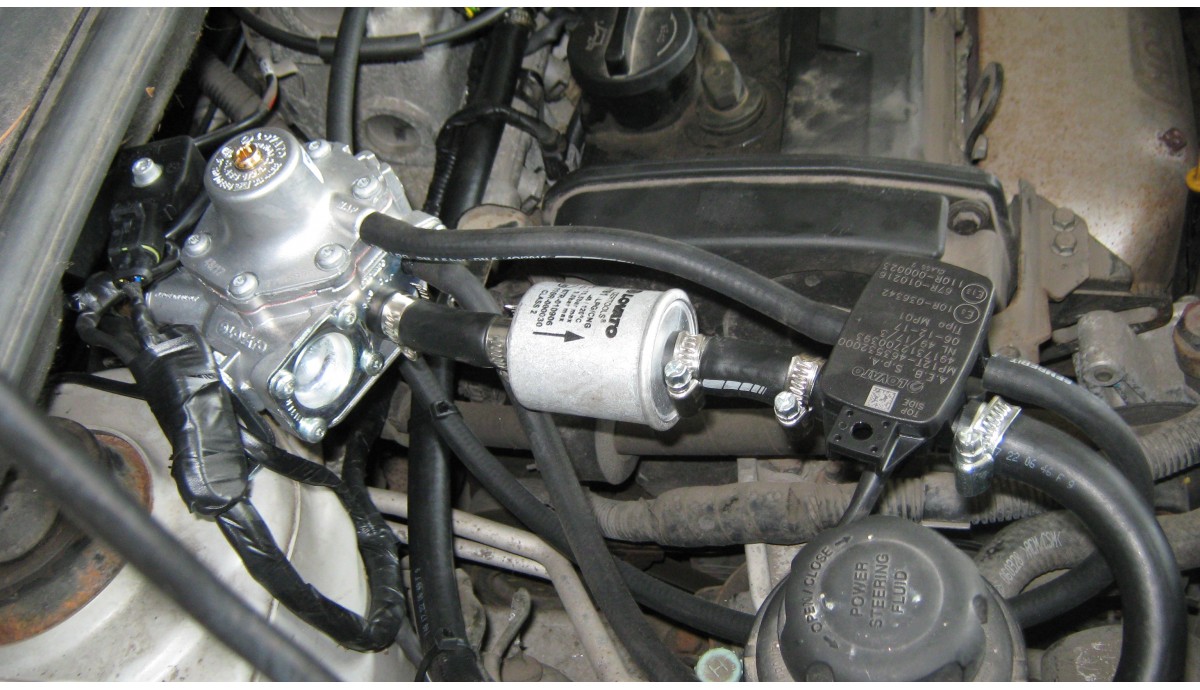 Установка ГБО на Hyundai Tucson 2.0 2008