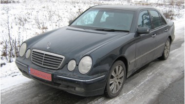 Mercedes-Benz E430 4.3 2000