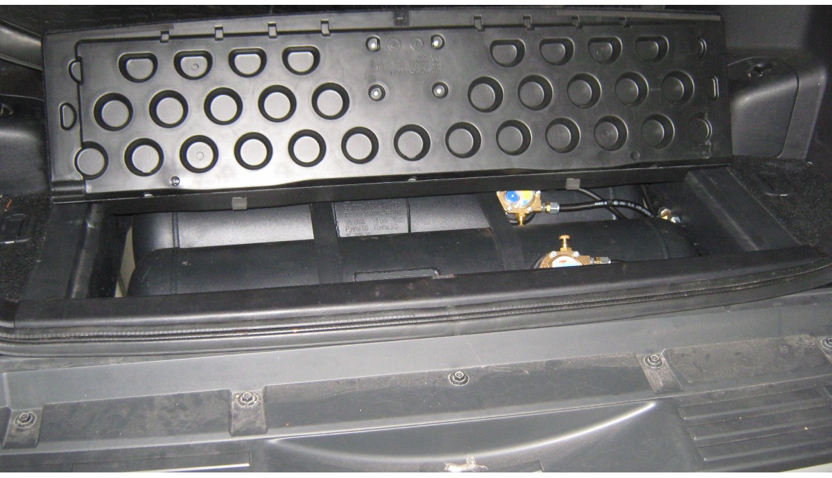 Установка ГБО на Mitsubishi Pajero Wagon 3.0 2010