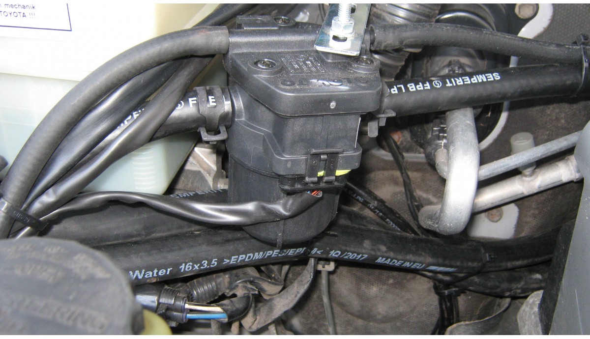 Установка ГБО на Toyota Land Cruiser 4.7 2002