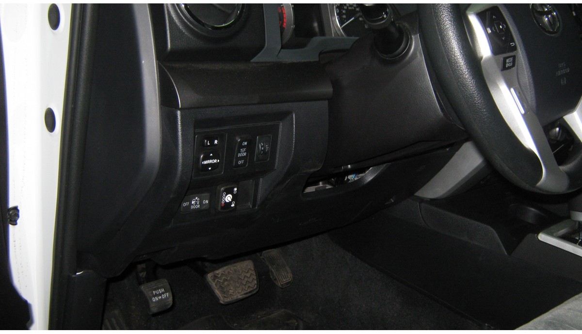 Установка ГБО на Toyota Tundra TRD Pro с двигателем 5.7