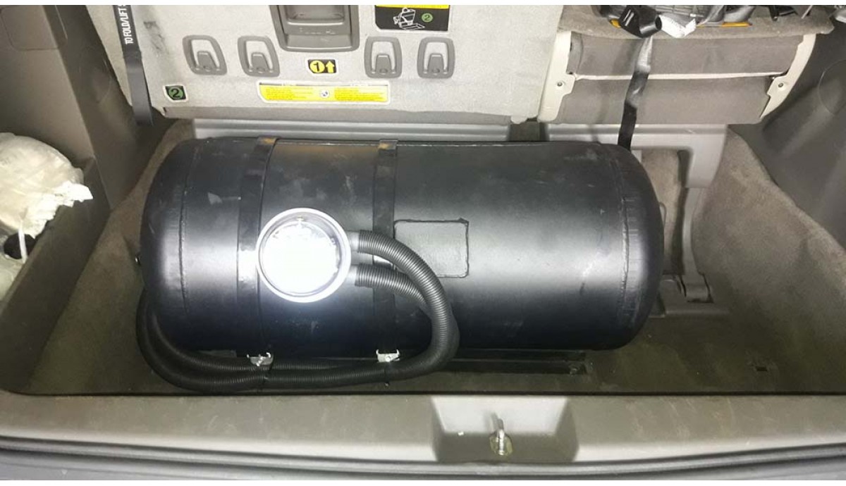 Установка ГБО на Toyota Sienna 2.7 2012